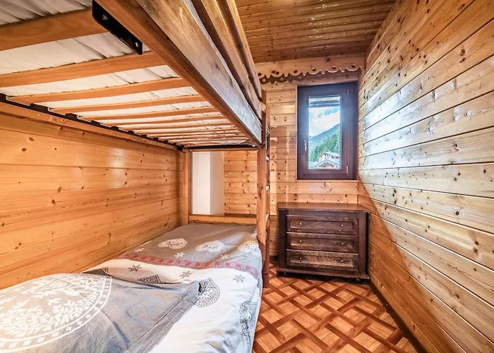 アパートホテル La Fleche D'or 3*