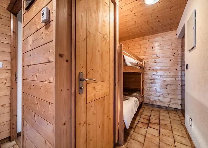 La Fleche D'or アパートホテル シャテル