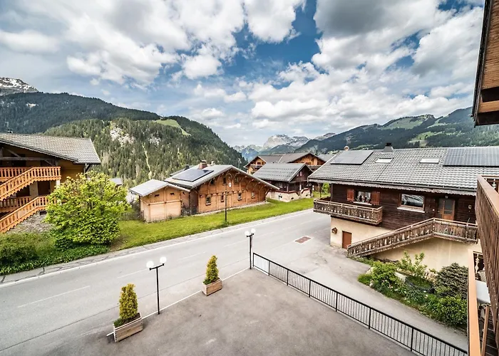 アパートホテル La Fleche D'or シャテル