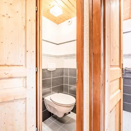 Aparthotel La Fleche D'or 3*